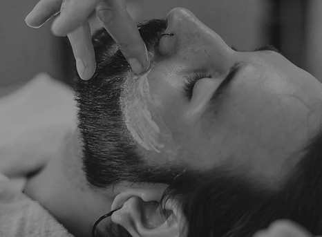 Olejek do Brody czy Balsam do Brody? Który Kosmetyk Będzie Odpowiedni dla Twojego Typu Zarostu?